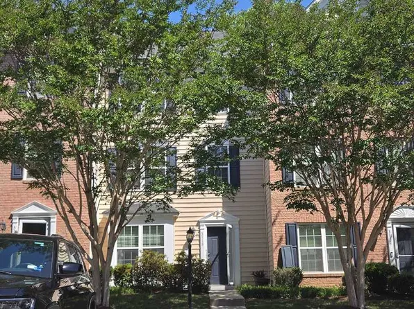 3118 Perdue Springs Ln, Chester, VA 23831