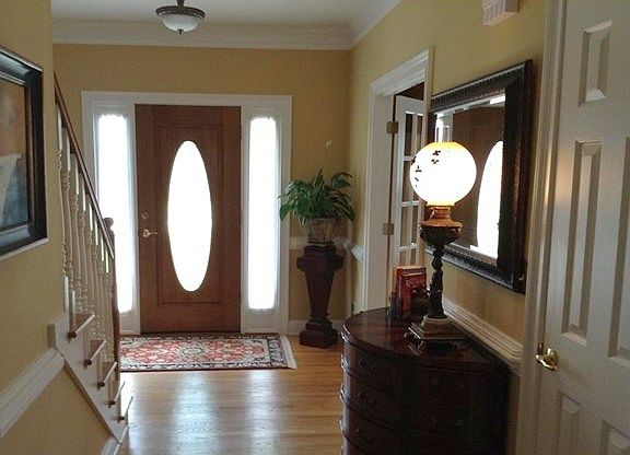 3rd image of 215 Janice Trl