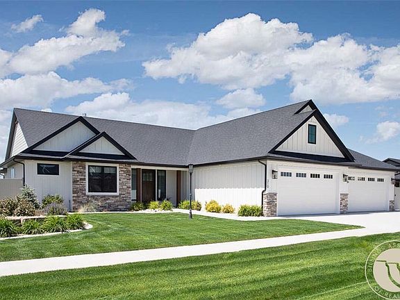 2nd image of 310 Moonstone Ln