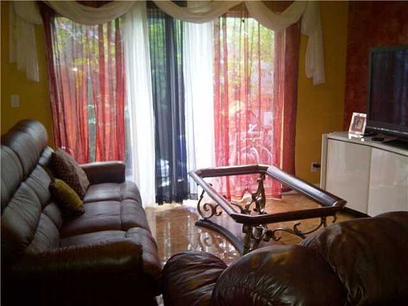 4th image of 331 W Cypress Way