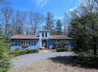 7292 Moss Dr, Swiftwater, PA 18370