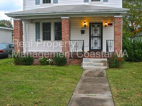 2nd image of 2327 W Pembroke Ave