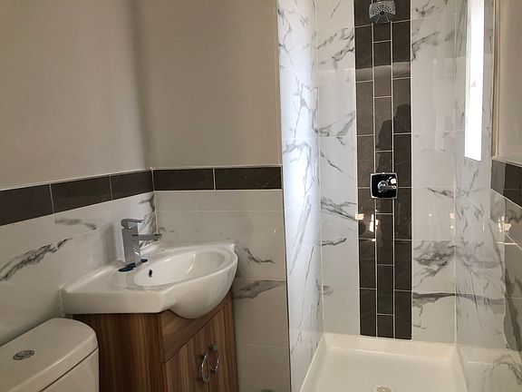 2nd image of 37 Duncan Ave APT 2A