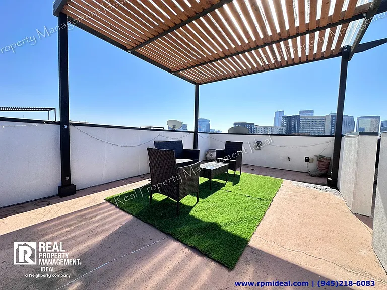 732 Cannen John Ln — Photo 32