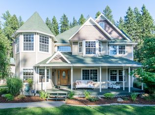 12916 N March Horse Ln, Newman Lake, WA 99025