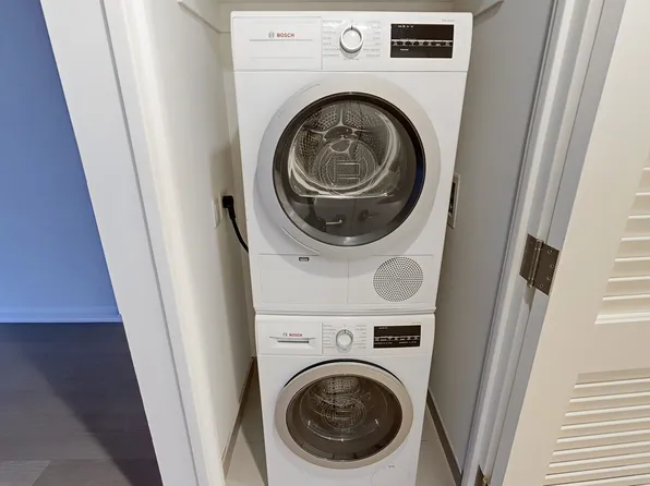 7 West 21st Street image 11 of 24