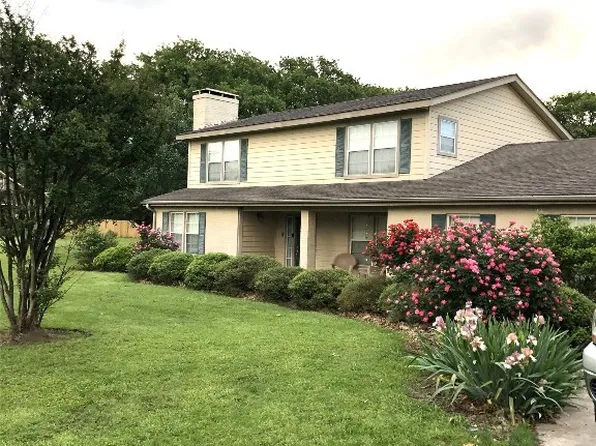 12445 Amy Ln, Terrell, TX 75161