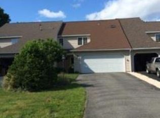45 Carrie Ct, Niskayuna, NY 12309