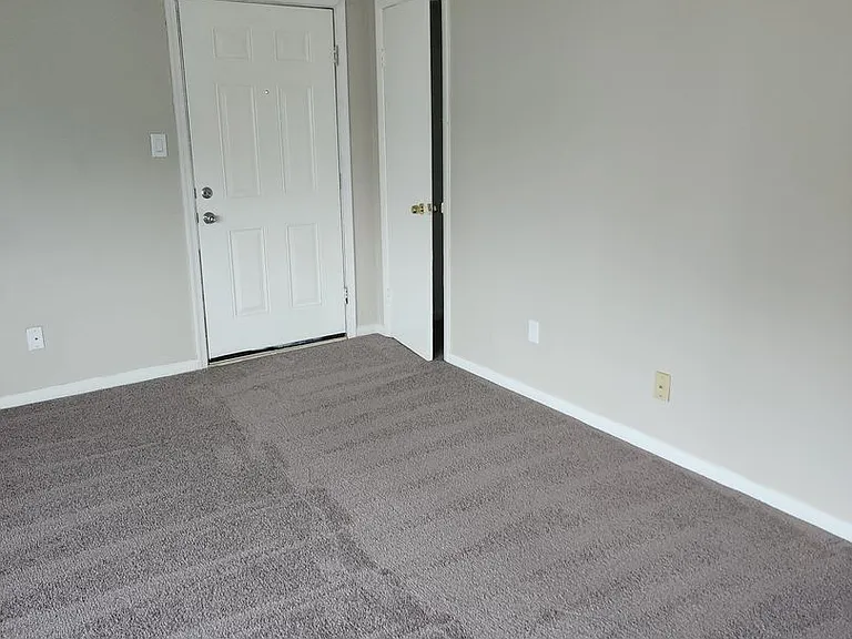 1331 Bayville St — Photo 15