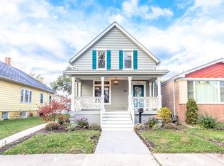 2646 Collins St, Blue Island, IL 60406