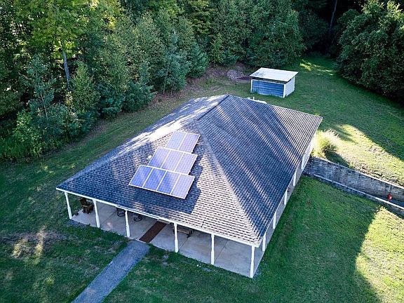 2nd image of 800 High Pines Ln