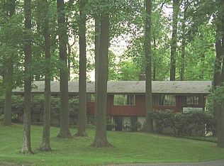 62 Far Horizon Dr, Easton, CT 06612