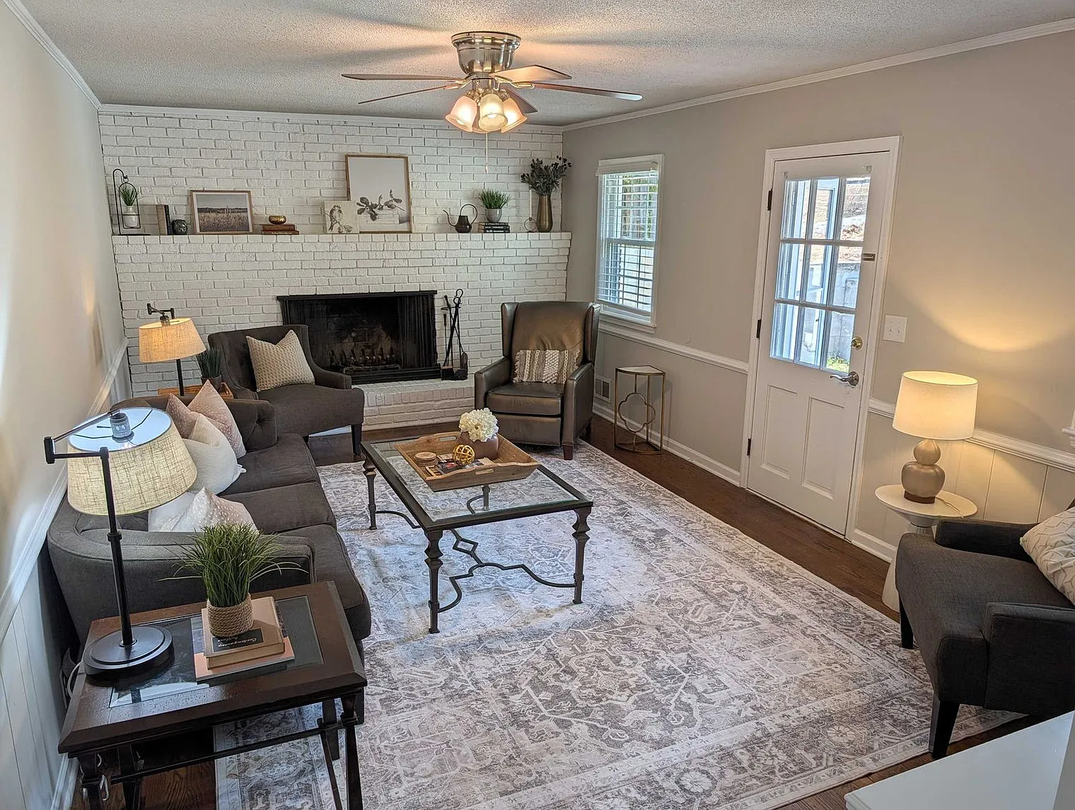 6 bed, 3.0 bath, 2798 sqft, $8,121 — Photo 1