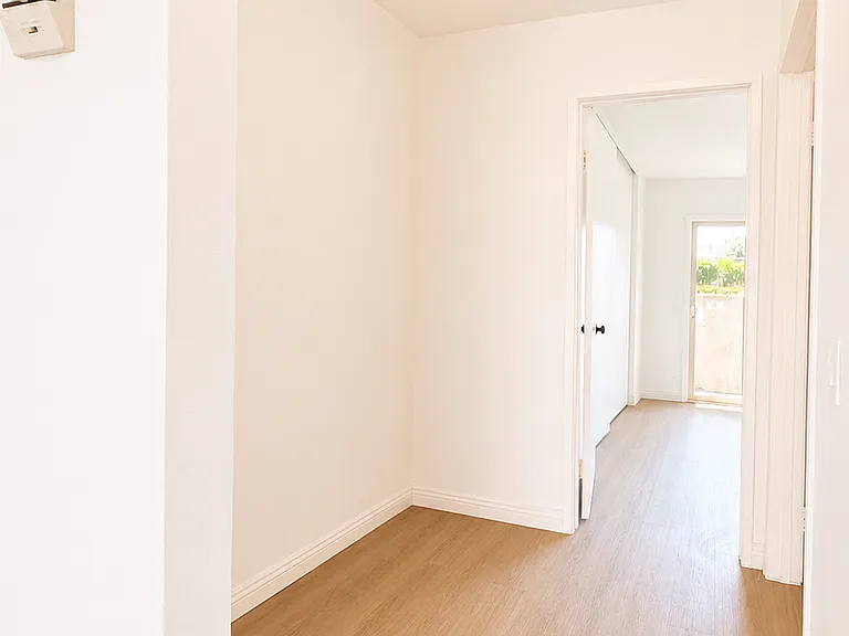 2545 Fairmount Ave #9 — Photo 7