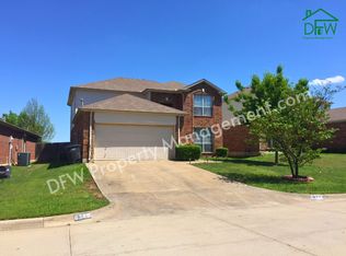 8349 Orleans Ln, Fort Worth, TX 76123