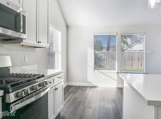 24030R Surreygate Dr, Spring, TX 77373