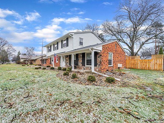 4th image of 1472 Meadowbrook Ln