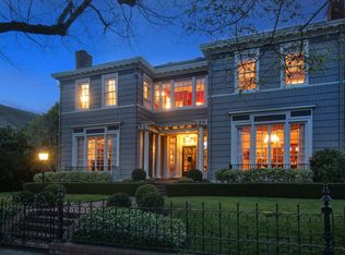 1121 Bay St, Alameda, CA 94501