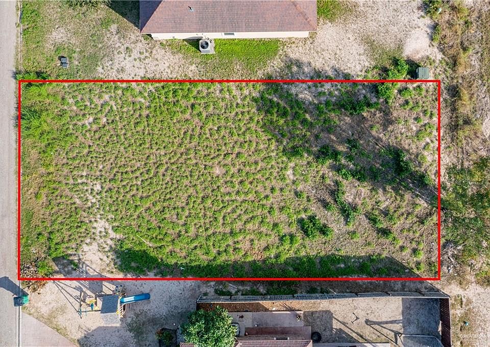 2nd image of 3315 Ida Dr