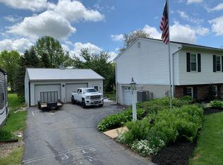 169 Rock Point Rd, Marietta, PA 17547