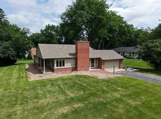 14660 Golf Pkwy, Brookfield, WI 53005