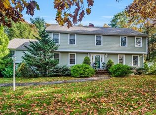 19 Pleasant Heights Dr, North Easton, MA 02356