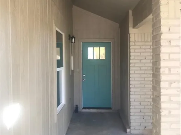 801 E Logan St, Round Rock, TX 78664