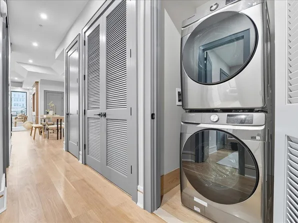 134 Hancock Avenue image 9 of 23