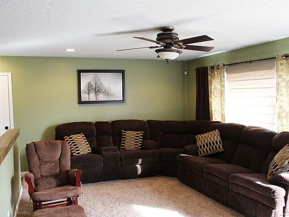 2nd image of 1812 Haskett Ave
