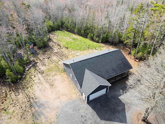 3rd image of 238 Crocker Rd
