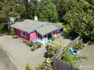 13500 N Pl, Long Beach, WA