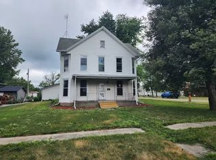 110 N Vine St, Bellflower, IL 61724