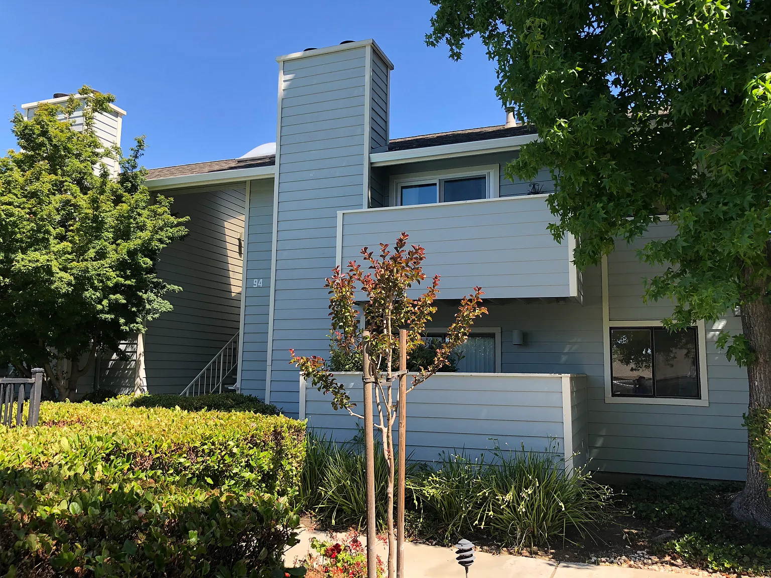 94 Elder Dr APT B photo 1