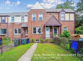 813 S Oak St, Arlington, VA 22204