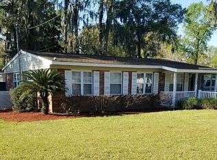 100 Bonaire Cir N, Beaufort, SC 29906