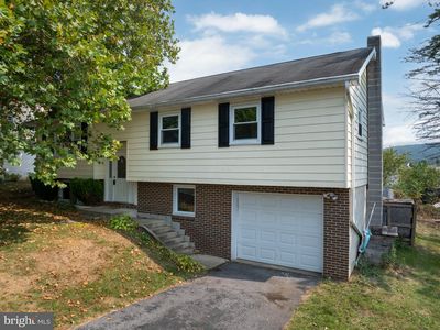 122 Ridge Ave, Centre Hall, PA, 16828