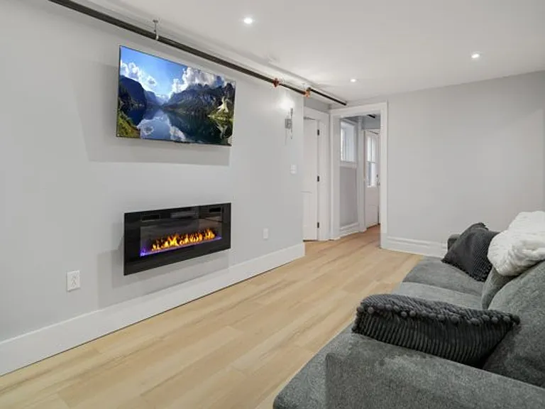 Quarry St. Apartments — Photo 150