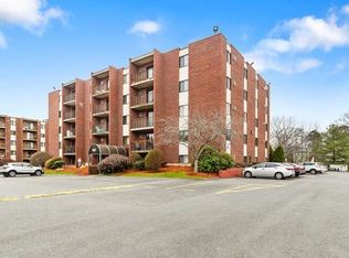 137 Franklin St APT 404, Stoneham, MA 02180