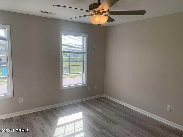 317 S Pointe Dr #A — Photo 4