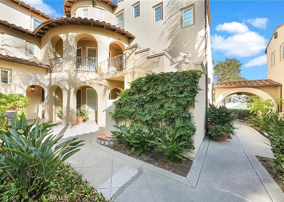 7988 Aldea Cir