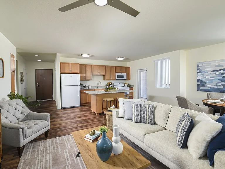 Suncrest Vista at Canyon Trails 55+ Apartments — Photo 27