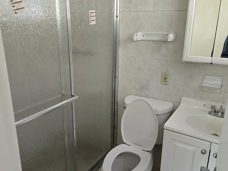 2210 NW 193rd Ter — Photo 12