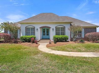 118 Flowers Ln, Brandon, MS 39047