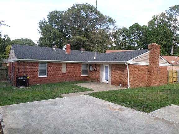 4th image of 4279 Philsdale Ave