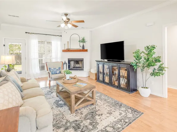 1405 Kernstown Ln, College Station, TX 77845