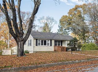 44 Michael Ln, Ledyard, CT 06339