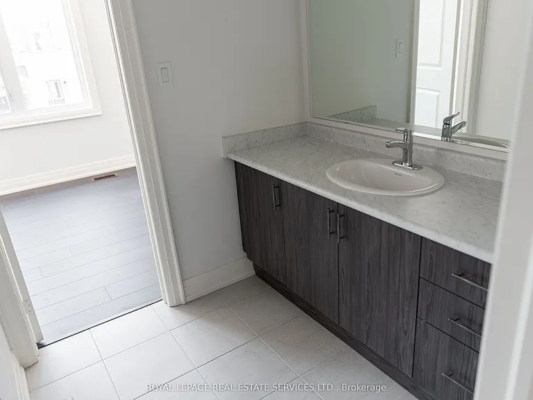406 Humphrey St — Photo 28