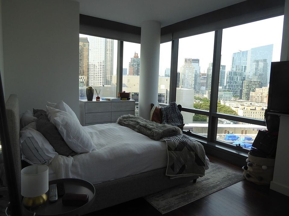 1st image of 200 W 67th St APT 12D