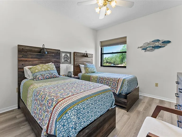1714 Starling Dr #201 — Photo 22