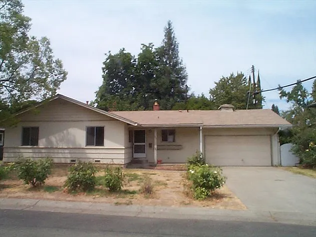 1849 Vesta Way photo 1